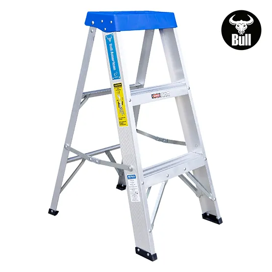 ESCALERA ALUMINIO TIJERA SIMPLE ACCESO 3 PASOS 90KG 0.91m ATS90-3III AMERICAN BULL