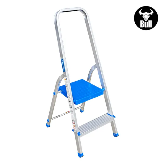 ESCALERA ALUMINIO TIPO BANQUETA 2 PASOS 150KG 0.40m AB150-2IA AMERICAN BULL