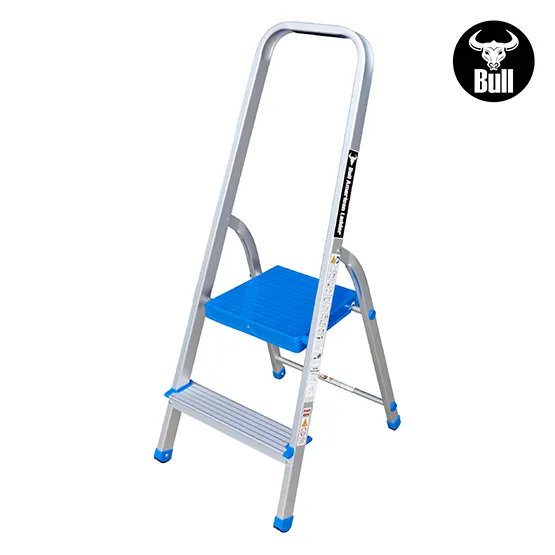 ESCALERA ALUMINIO TIPO BANQUETA 2 PASOS 150KG 0.40m AB150-2IA AMERICAN BULL