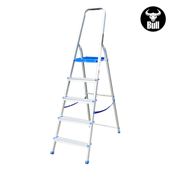 ESCALERA ALUMINIO TIPO BANQUETA 5 PASOS 150KG 1.06m AB150-5IA AMERICAN BULL