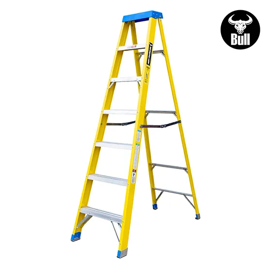 ESCALERA FIBRA SIMPLE ACCESO 7 PASOS 113KG 2.13m FTS113-7I AMERICAN BULL