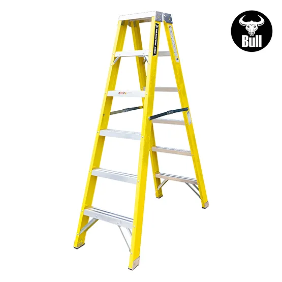 ESCALERA FIBRA TIJERA DOBLE ACCESO 6 PASOS 150KG 1.83m FTD150-6IA AMERICAN BULL