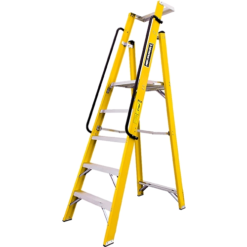 ESCALERA FIBRA TIPO PLATAFORMA 5 PASOS 136KG ALT PLAT 1.43 FTP136-5IA AMERICAN BULL